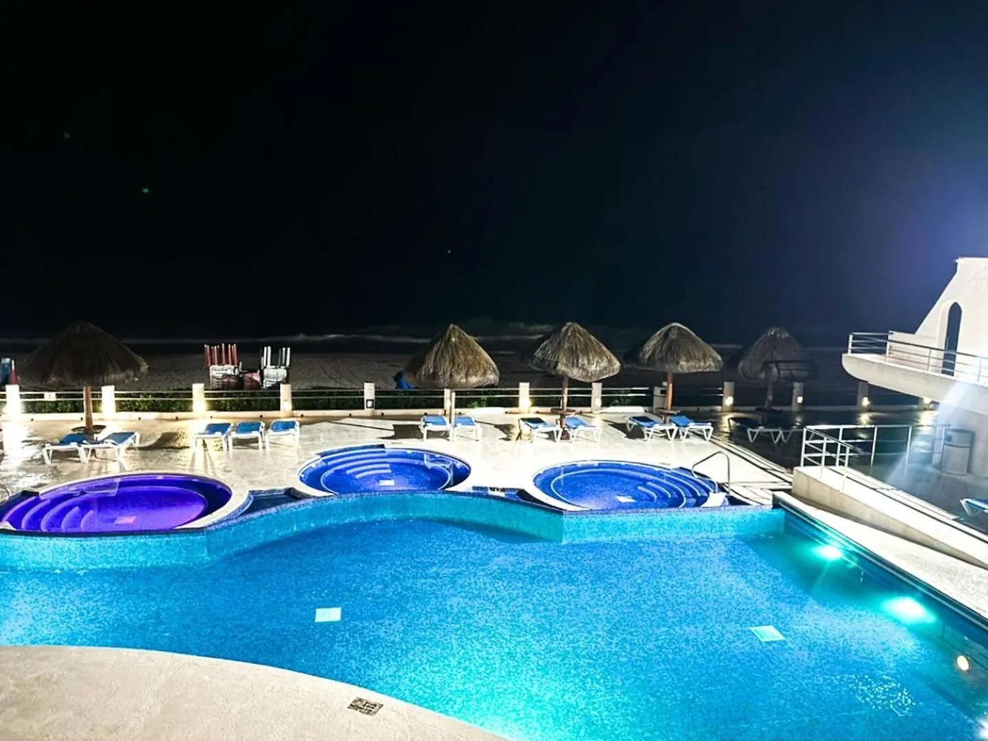 1Br In Villas Marlin, Beach Access And Pools Cancun